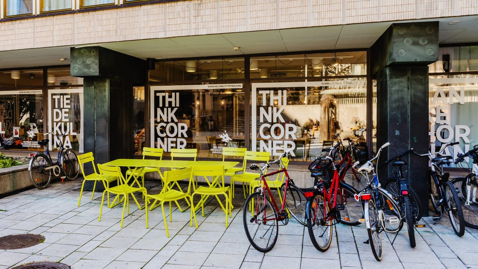 Think-Corner-pop-up-store-Aleksanterinkatu-Helsinki-GI-Project-7